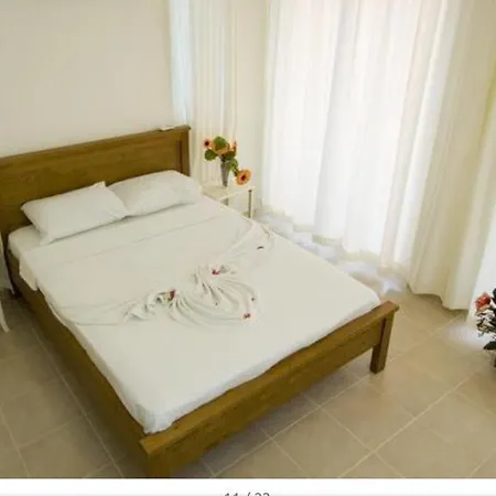 Villa Golden Heights *
